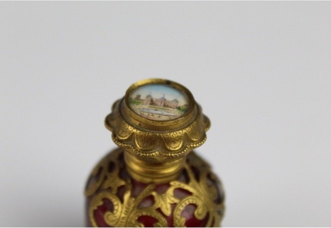Image 3 of Palais Royal Ruby perfume bottle Grand Tour - Brass, Glass