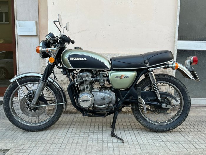 Preview of the first image of Honda - CB 500 Four - 1975.