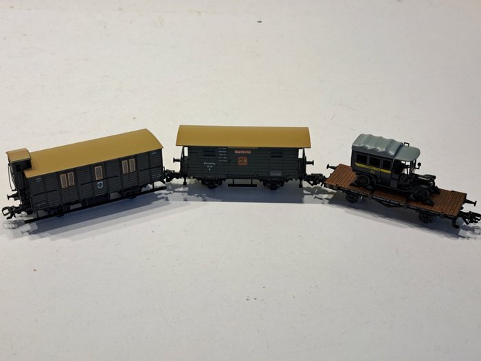 Image 3 of Märklin H0 - 60-01/63-01 - Freight carriage - 3x mail wagon with mail car, 500 years of mail - Würt