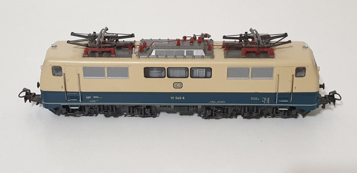 Preview of the first image of Märklin H0 - 3042 - Electric locomotive - BR 111 043-6 - DB.