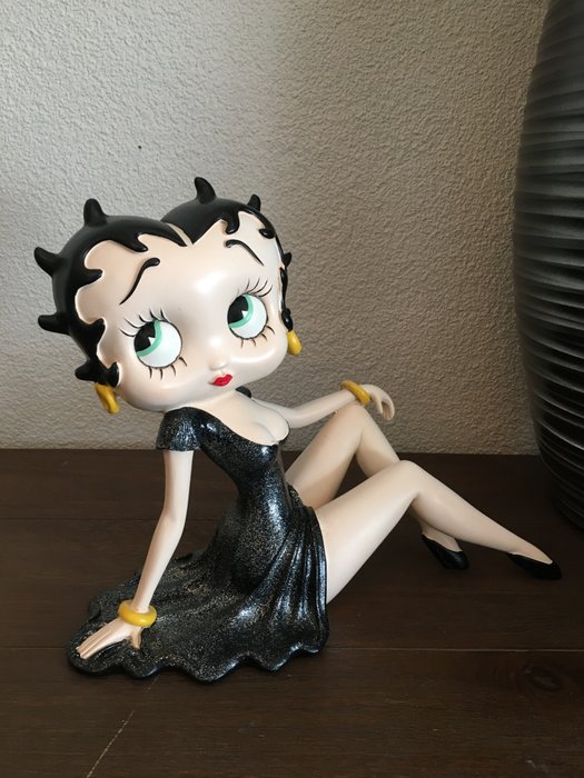 Preview of the first image of King Features Syndicate, Fleischer studios - Betty Boop in Galla - 2000-present.