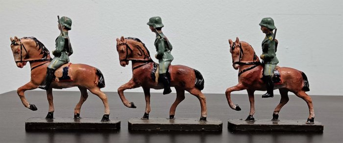 Image 3 of Elastolin - Figure 6 cavaliers de la Werhmacht - 1930-1939 - Germany