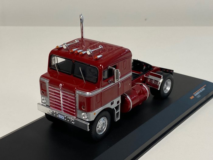 Preview of the first image of IXO - 1:43 - Kenworth Bullnose 1950 - Rare Collector! Limited and sold out edition.