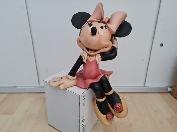 Image 2 of Disney - Minnie Mouse sitting - figure - 46 cm (ca. 1980)