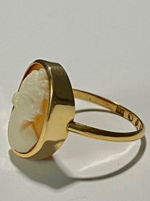 Image 2 of 18 kt. Yellow gold - Ring - cameo