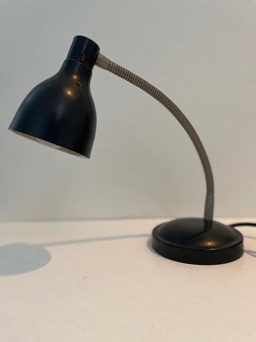 Image 2 of Desk lamp (1)