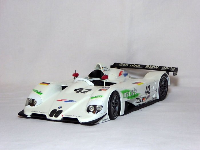 Preview of the first image of Kyosho - 1:18 - BMW - BMW V12 LMR #42 in white, Winner 12h Sebring 1999, by BMW Motorsport.