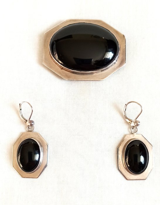 Image 2 of Vee Kee - 800 Silver - Brooch, Earrings, Pendant Onyx