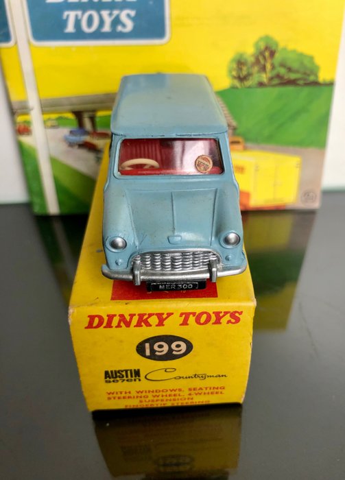 Image 3 of Dinky Toys - 1:43 - No. 199 Austin Seven Countryman - Mint in Box