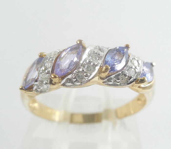 Preview of the first image of Yellow gold - Ring - 0.45 ct Tanzanite - Diamonds.