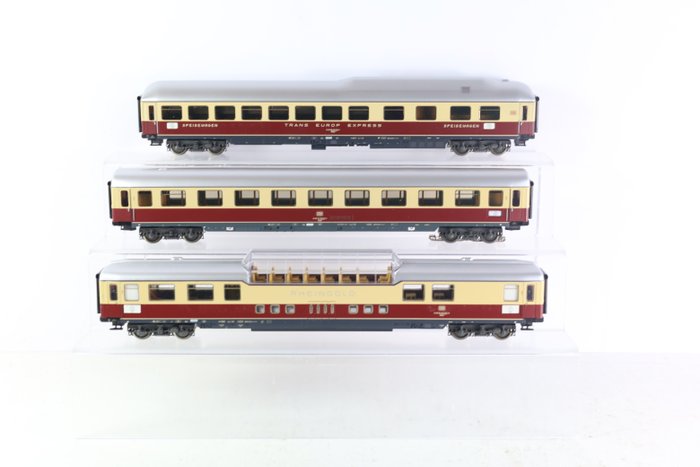Preview of the first image of Märklin H0 - 42990 - Passenger carriage set - Set of 3 carriages 'Rheingold' TEE with lighting - DB.