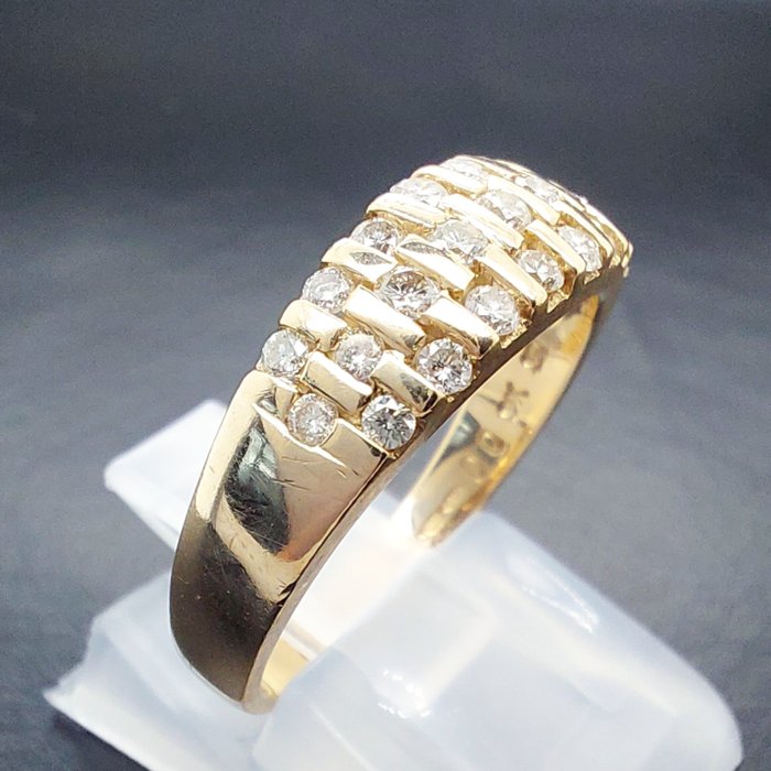 Image 2 of AG Vintage - 9 kt. Yellow gold - Ring - 0.50 ct Diamond
