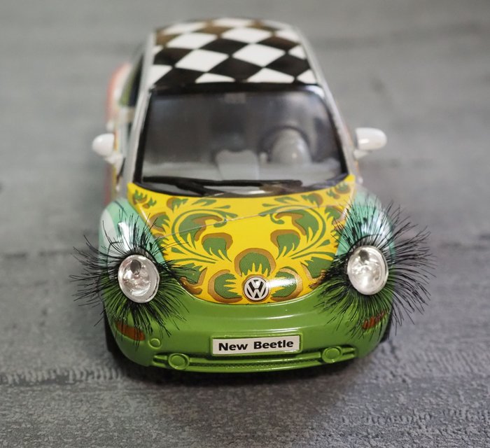 Preview of the first image of Tom Hoffmann - POP ART - TOMS-MODELS - NEW BEETLE 1998 - DESIGNED BY TOM HOFFMANN.