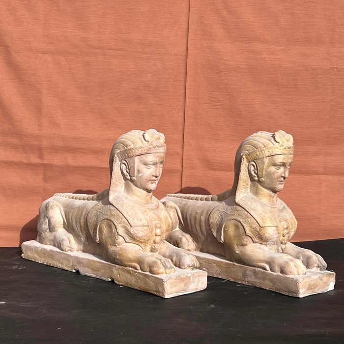 Image 2 of Sculpture, Pair of Sphinxes - length 50 cm (2) - Canary - Mid 20th century