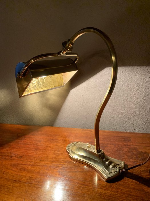 Image 2 of desk lamp around 1920 - bronze / brass / glass