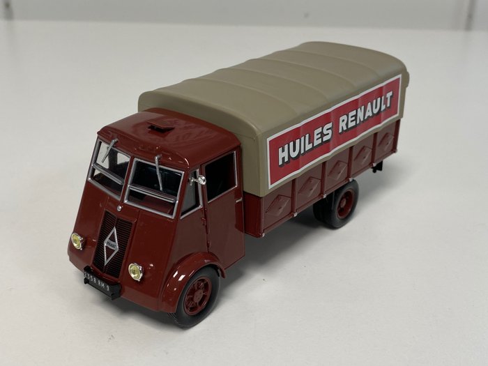 Preview of the first image of IXO - 1:43 - Renault AHN 1940 Huiles Renault - Limited and sold out edition.