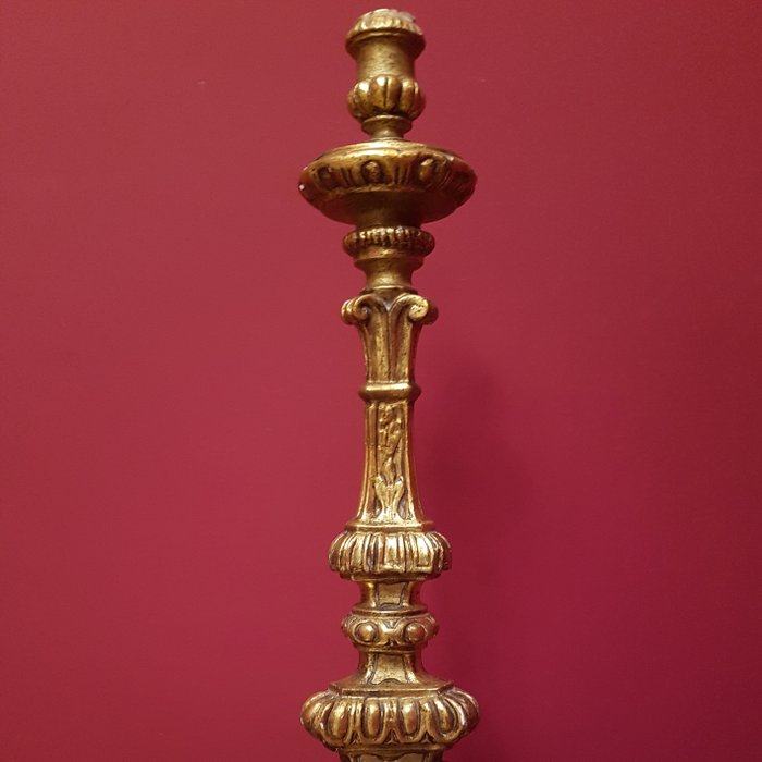 Image 3 of Sacred Art Antiques - Ancient liturgical torch in wood and gold leaf (1) - Wood - Early 20th centur