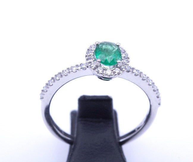 Image 3 of 18 kt. White gold - Ring - 0.30 ct Diamond - Emeralds