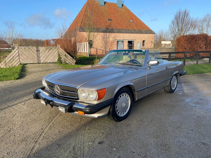 Preview of the first image of Mercedes-Benz - 560 SL - 1986.