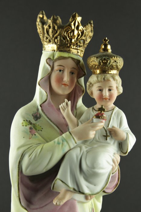 Preview of the first image of Mary with Child - 39 cm - Porcelain - Late 19th century.