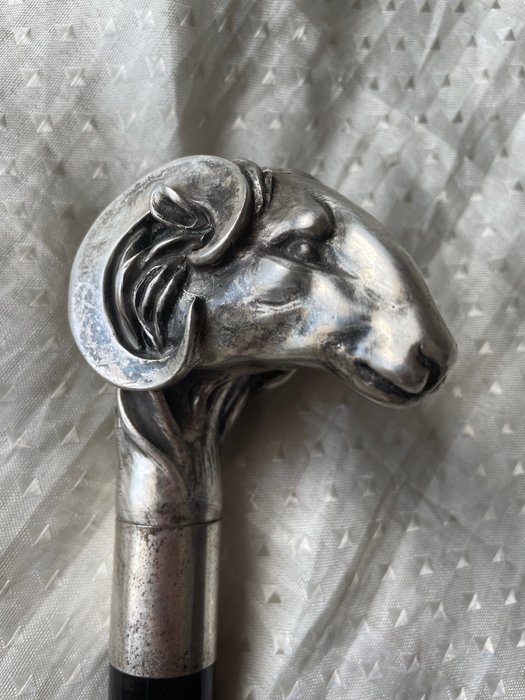 Image 2 of Walking stick, Aries - Brass, Silver, Wood - Second half 20th century