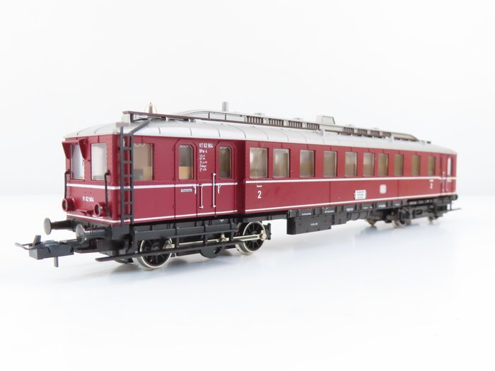 Preview of the first image of Trix International H0 - 52 2468 00 - Railcar - VT 62 - DB.