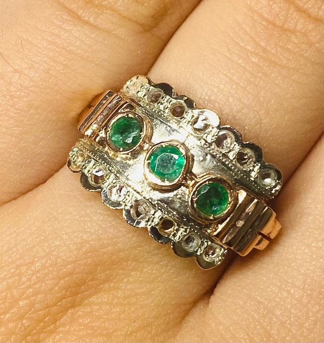Image 2 of senza prezzo di riserva - 14 kt. Gold, Silver - Ring - 0.50 ct Emerald - Diamonds