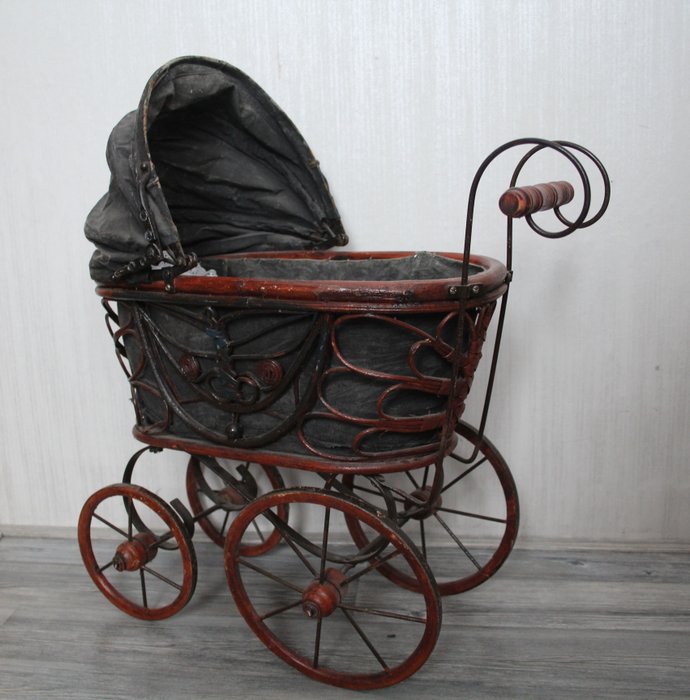 Preview of the first image of doll carriage - Victorian - Wood - 19th century.