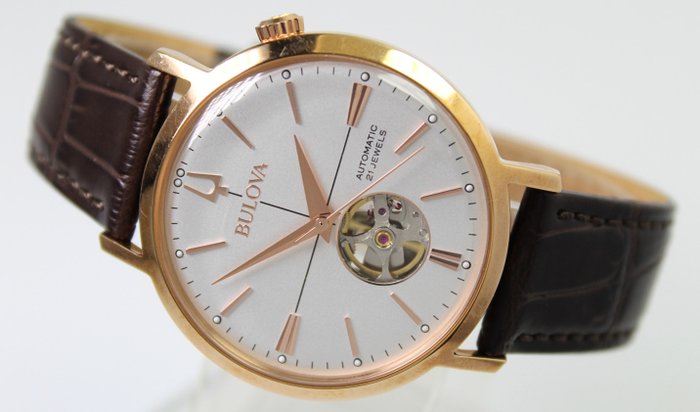 Preview of the first image of Bulova - Automatic - 97A136 - Men - 2011-present.