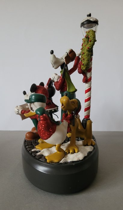 Image 2 of Disney Store Vintage Collection - Mickey and Friends - Christmas figure with Song "O Tannenbaum" an
