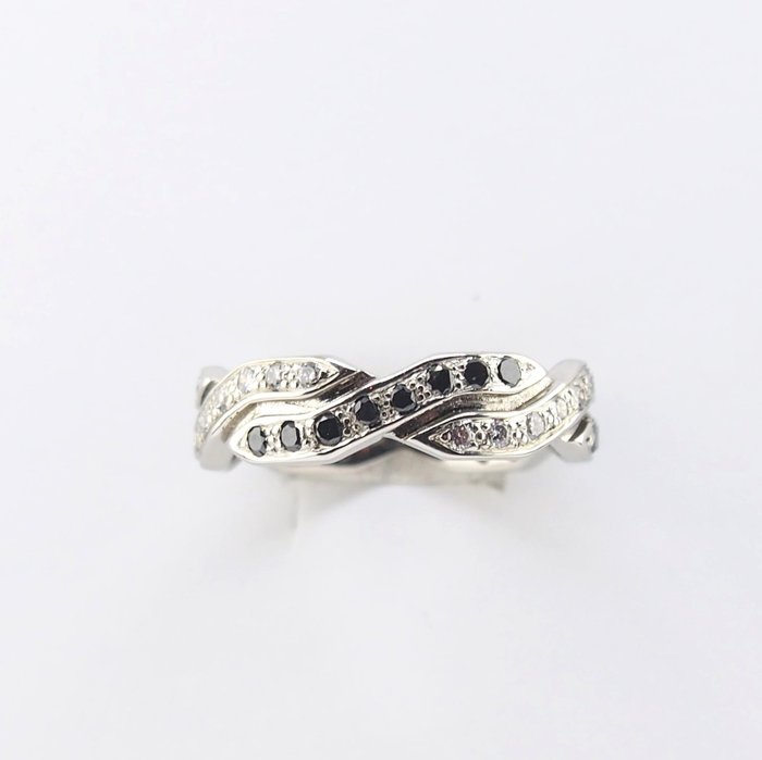 Image 2 of 14 kt. White gold - Ring - 0.24 ct - Black and White (G color) Round Brilliant cut Diamonds