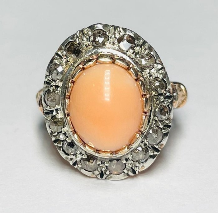 Preview of the first image of senza prezzo di riserva - 14 kt. Gold, Silver - Ring Coral - Diamonds.