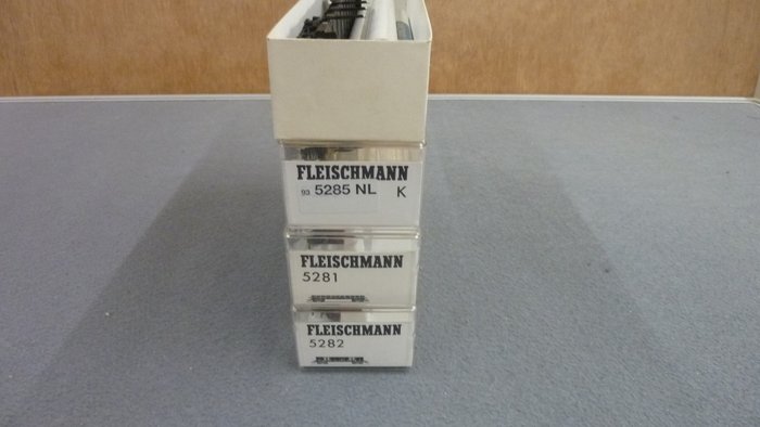Image 2 of Fleischmann H0 - 5285NL K/5281/5282/5289-2 - Freight carriage - 4 Freight wagons, 4 axles - DB, DR