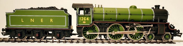 Image 2 of Bachmann 00 - 31-700 - Steam locomotive with tender - Thompson Class B1 no. 1264 - LNER