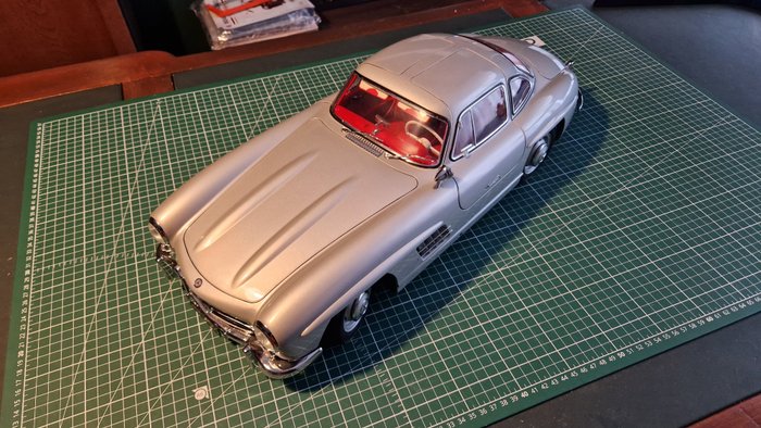 Image 2 of Eaglemoss Deagostini - 1:8 - Mercedes-Benz 300SL Gullwing - Including official dustcover.