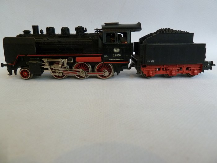 Image 3 of Märklin H0 - 3003/4074/4141 - Freight carriage, Passenger carriage, Steam locomotive with tender -