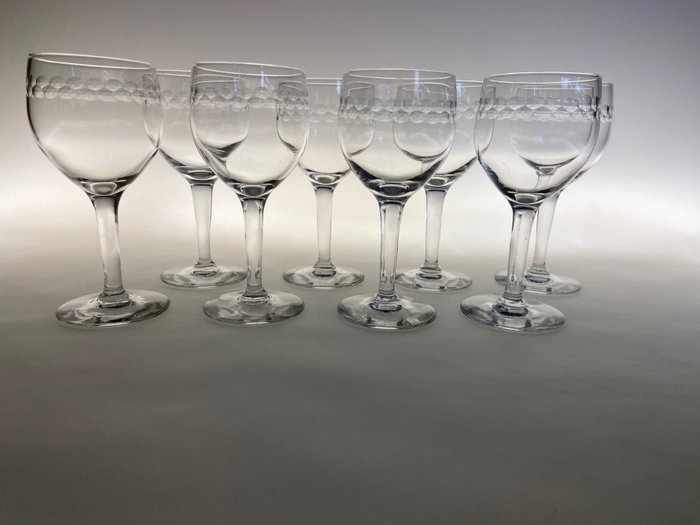 Image 2 of Baccarat - Wine glasses (8) - Glass, Half crystal