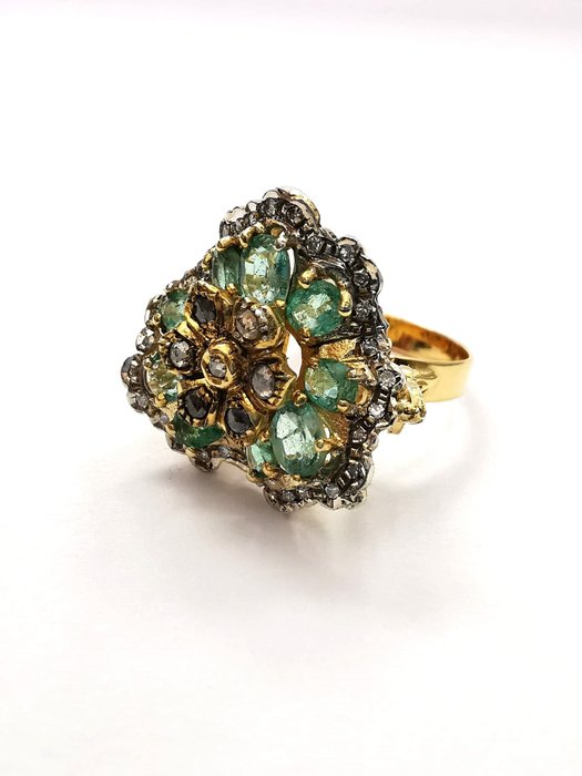 Image 2 of 14 kt. Silver, Yellow gold - Ring - 2.20 ct Emerald - Diamonds