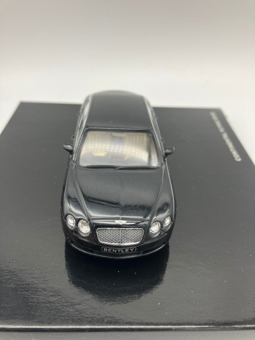 Image 2 of MiniChamps - 1:43 - Bentley Continental Flying Spur