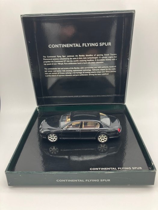 Preview of the first image of MiniChamps - 1:43 - Bentley Continental Flying Spur.