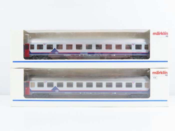 Image 3 of Märklin H0 - 4352 - Passenger carriage - 2x 4-axle express train cars 2nd class Memling livery - NM