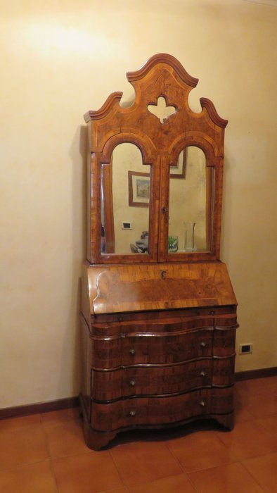 Image 2 of Bureau cabinet - Baroque style - Walnut - Mid 20th century