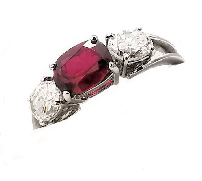 Image 3 of 18 kt. White gold - Ring - 0.96 ct Ruby - Diamonds