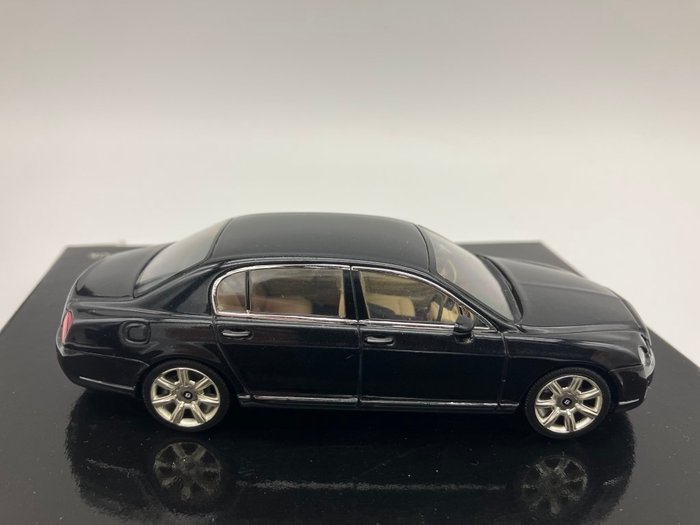 Image 3 of MiniChamps - 1:43 - Bentley Continental Flying Spur