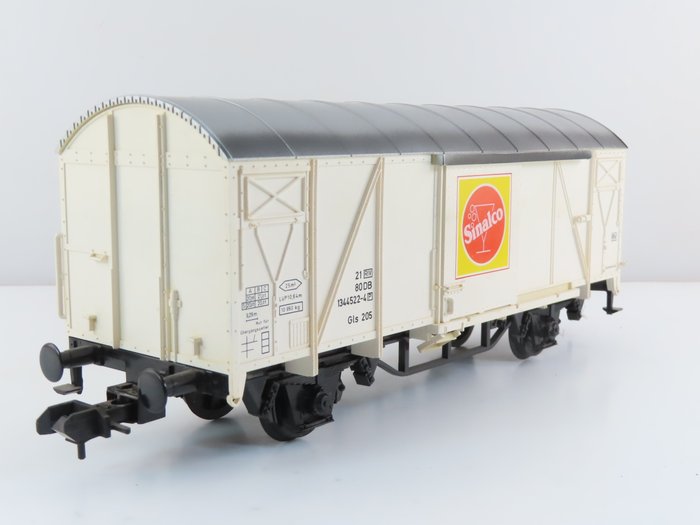 Preview of the first image of Märklin 1 - 5879 - Freight carriage - 2-axle boxcar type Gls with "Sinalco" imprint - DB.