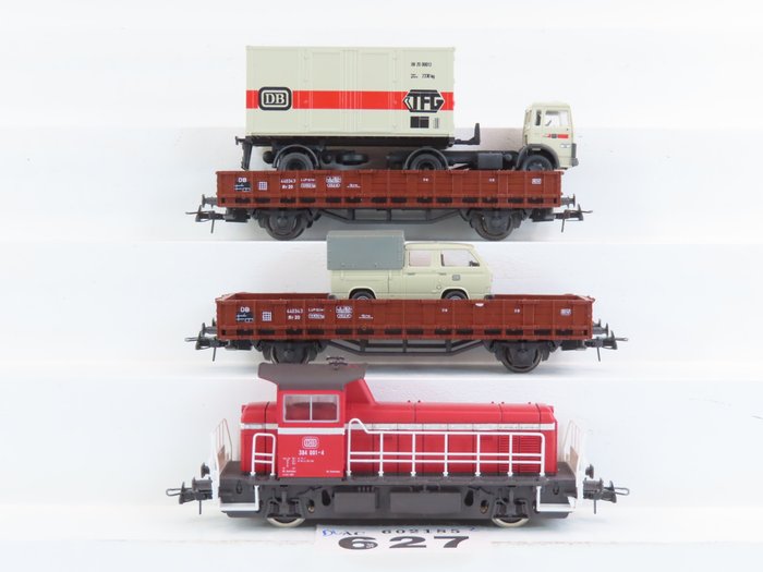 Image 2 of Roco H0 - 48012/46482 - Diesel locomotive, Freight carriage - Work train with 2 loaded low box wago