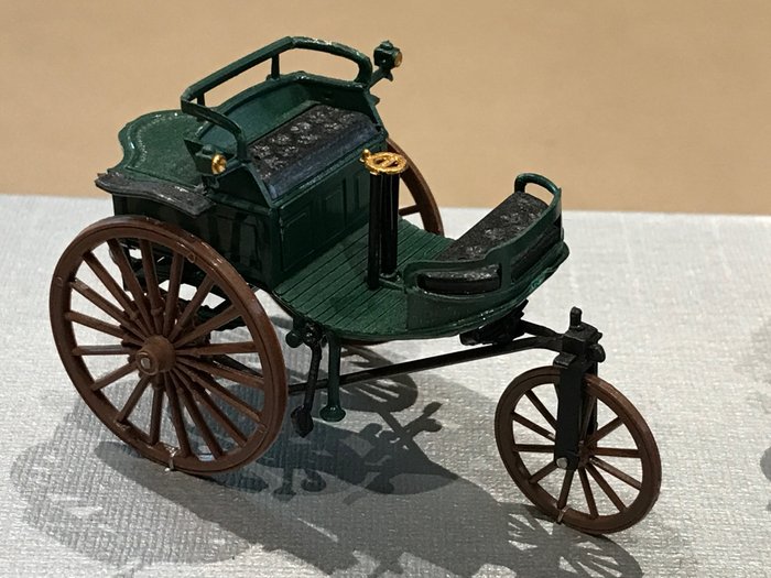 Image 2 of Mercedes Benz - 1:43 - Daimler and Benz, collection of three models