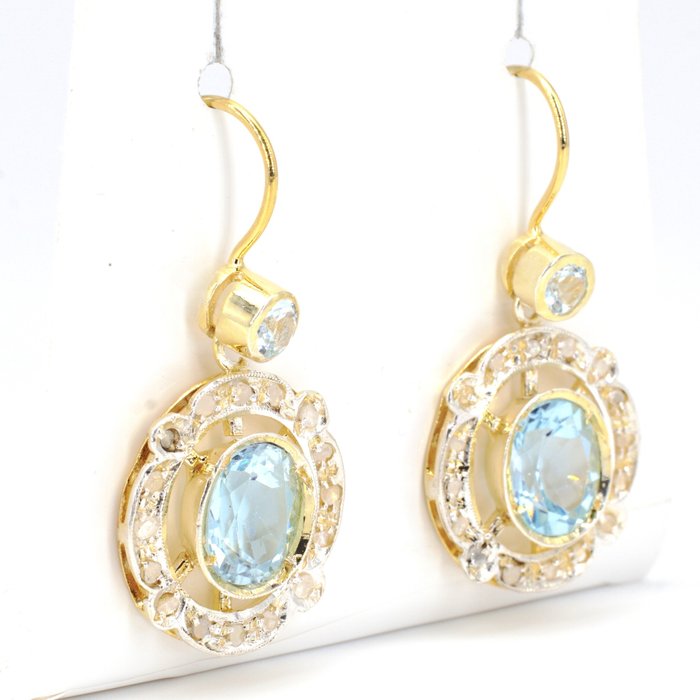Image 2 of 14 kt. Gold, Silver - Earrings Aquamarine - Diamonds