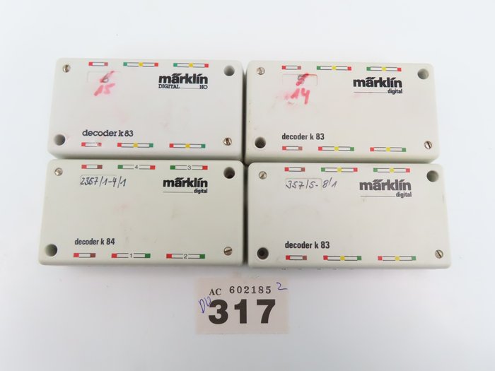 Image 2 of Märklin H0 - 6084/6083 - Attachments - 3x k83 and 1x k84 decoder