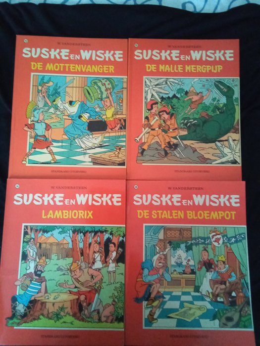 Preview of the first image of Suske en Wiske VK-142/143/144/145 - 4 albums met originele sticker - Softcover - First edition - (1.